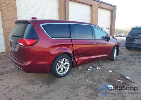 2017 Chrysler Pacifica Touring Plus z USA, uszkodzony, nr VIN 2C4RC1BG7HR768297